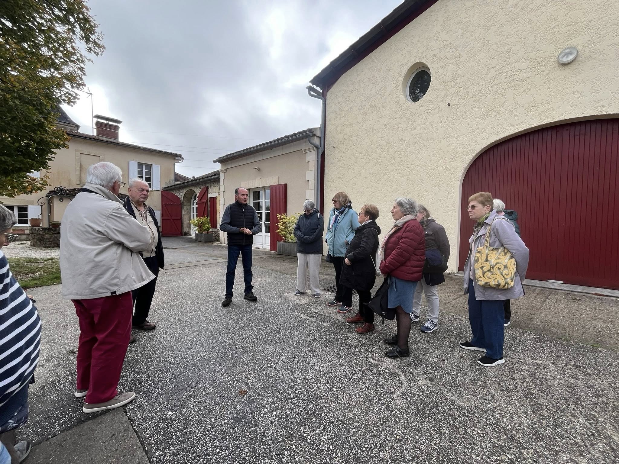 571612647_1122943003326858_6335896780871135102_n